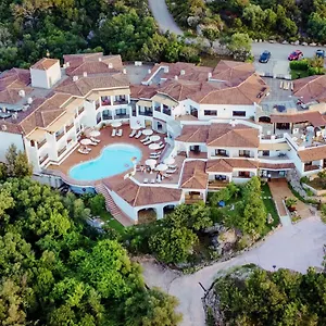 Hotel Pedra Santa, Baja Cerdeña